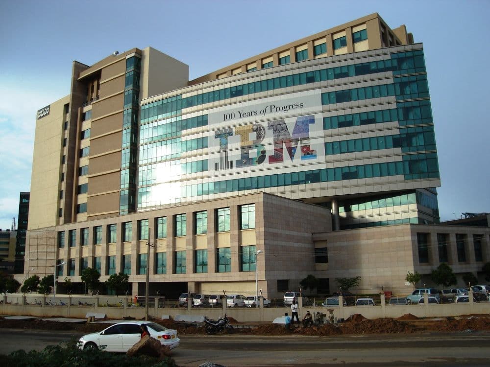 IBM is hiring Java Full Stack Developer [2024 or prior]