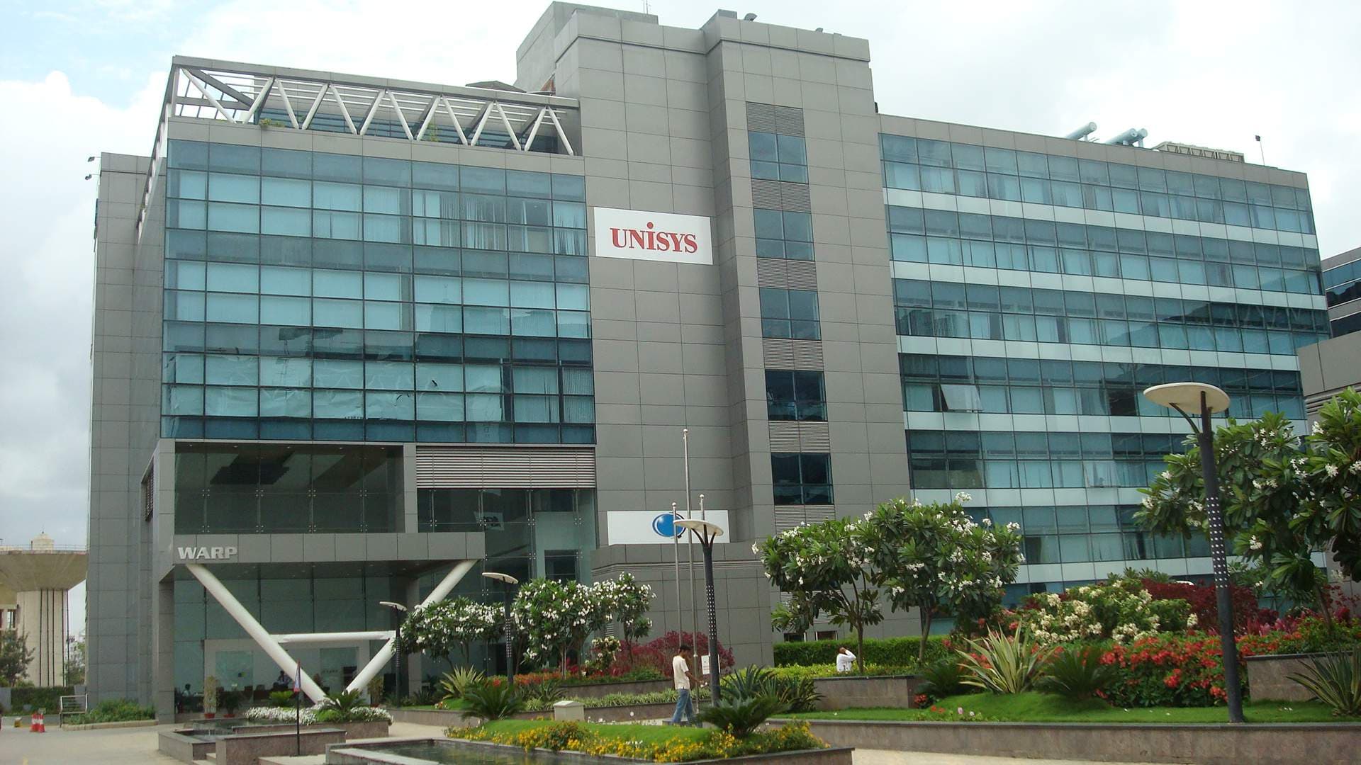 Unisys is hiring Jr Eng Software Eng [Freshers,  Rs.50,000/month]