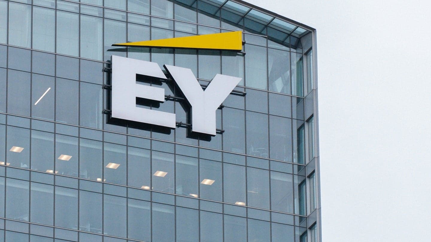 EY is hiring Junior Data Analyst – Python – Apply Now