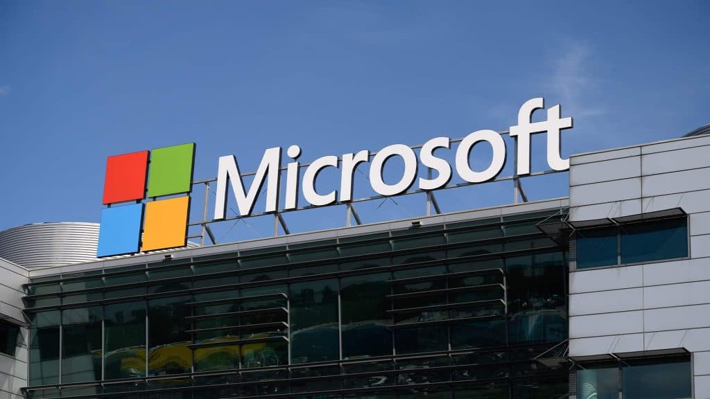 Software Intern at Microsoft [1.5Lac/month, 2025/2026/2027 Batch, Apply Now]