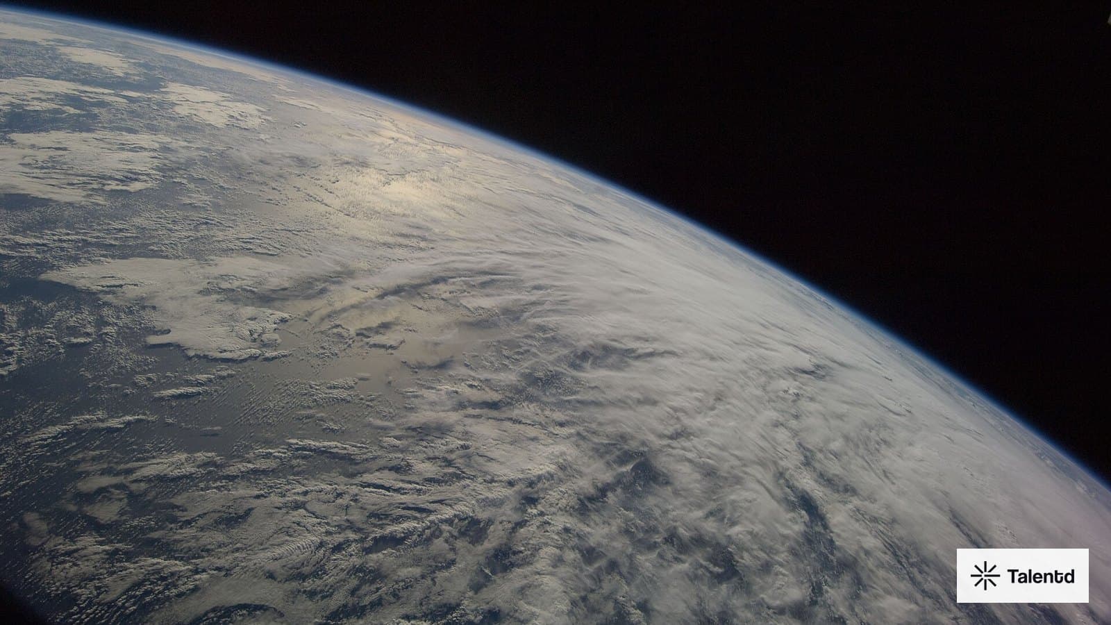 ISS022-E-6662 - View of the Indian Ocean